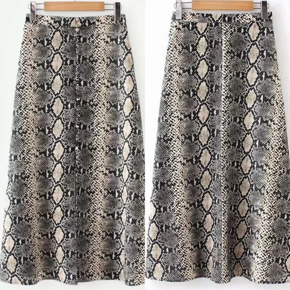 Snakeskin print skirt mid length tan 593298 - Picture 2 of 3